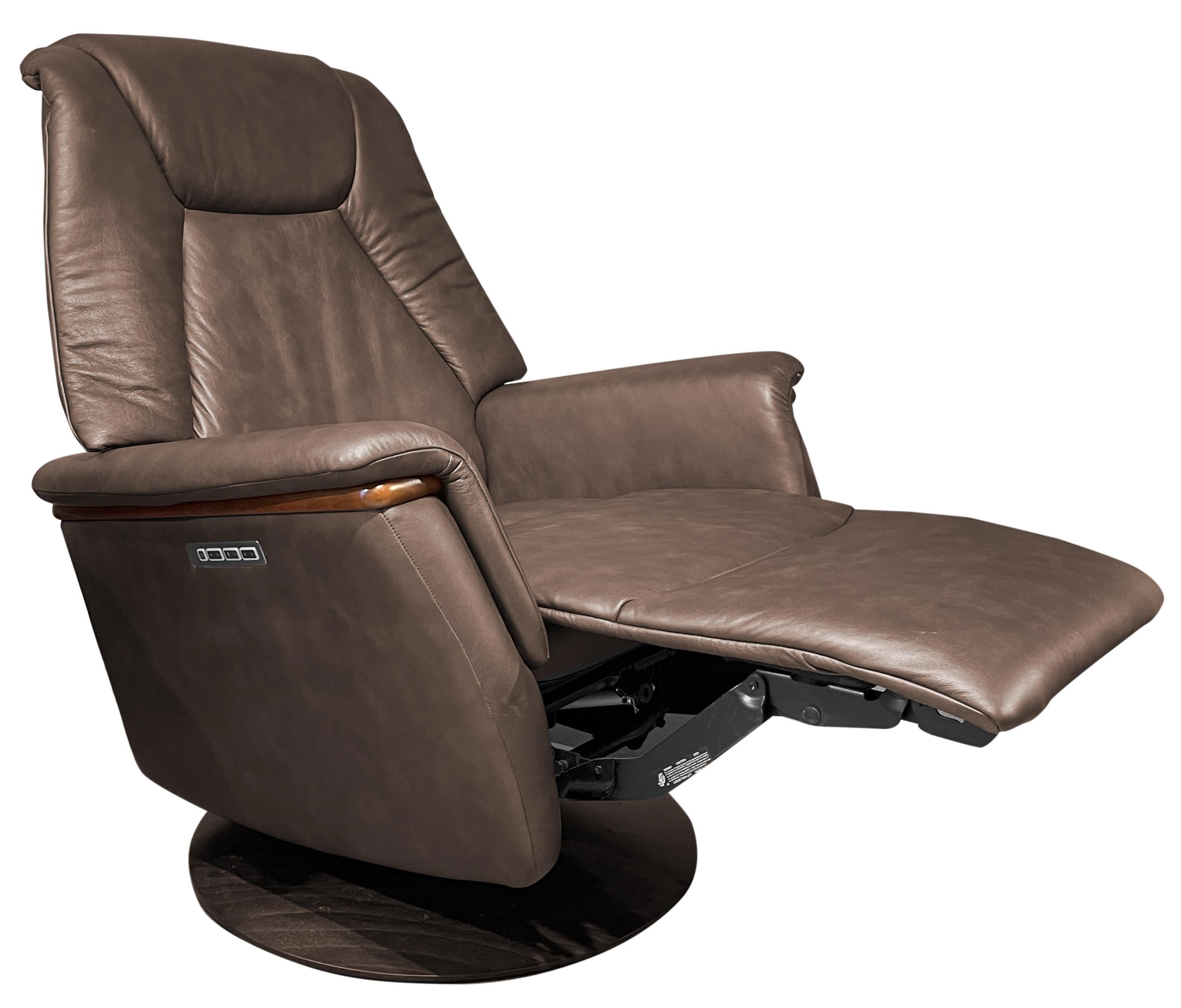 Max Medium Stressless Power Recliner